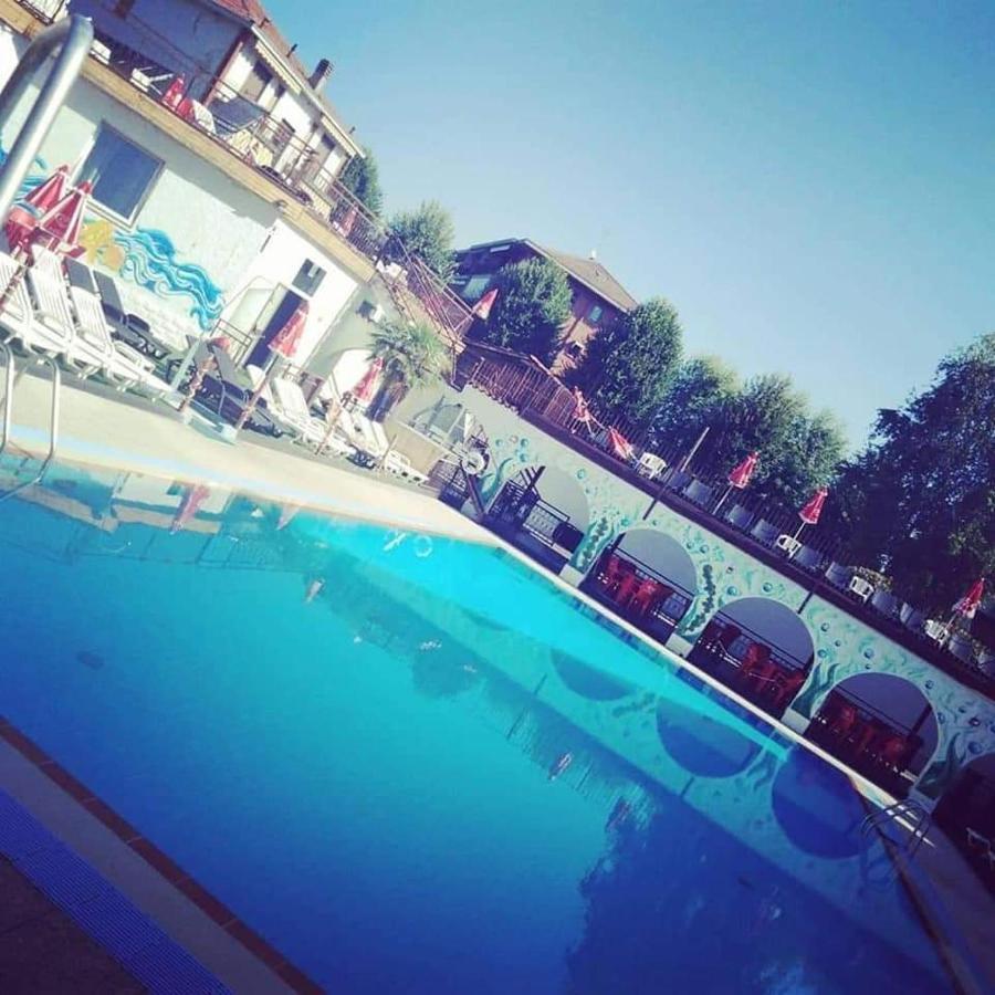B&B The Sun Swimming & Pool טורינו מראה חיצוני תמונה